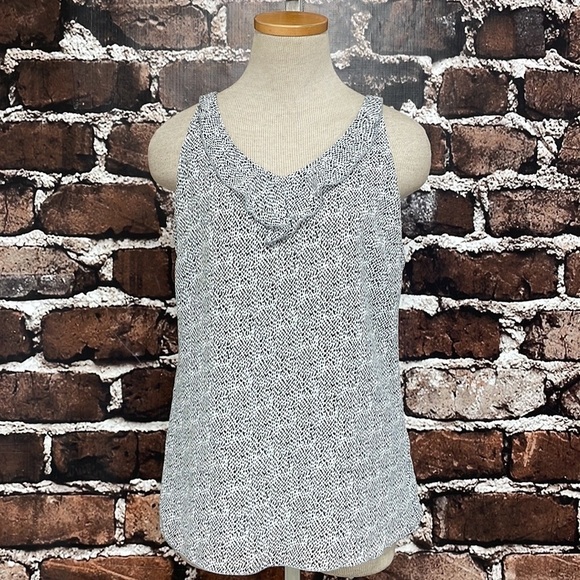 CAbi Tank Top Blouse Flutter 5359 White Black Small - Picture 1 of 12